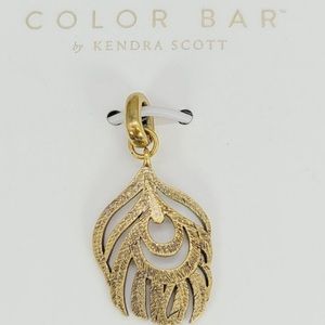 💜NWT💜 Kendra Scott Peacock Feather Charm